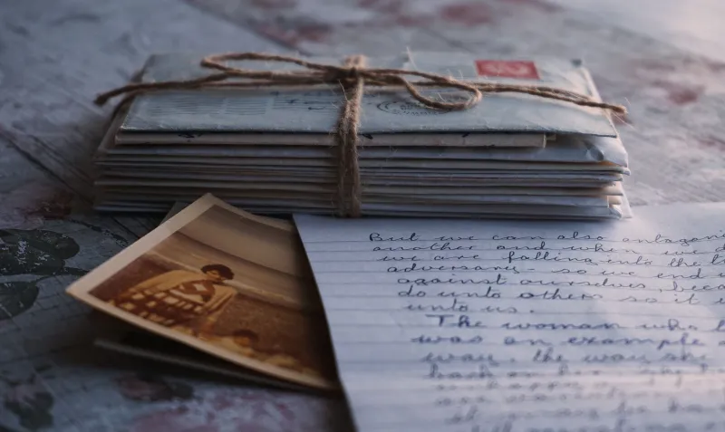 Ink and Memory: The Americans Who Refuse to Let Handwritten Letters Disappear